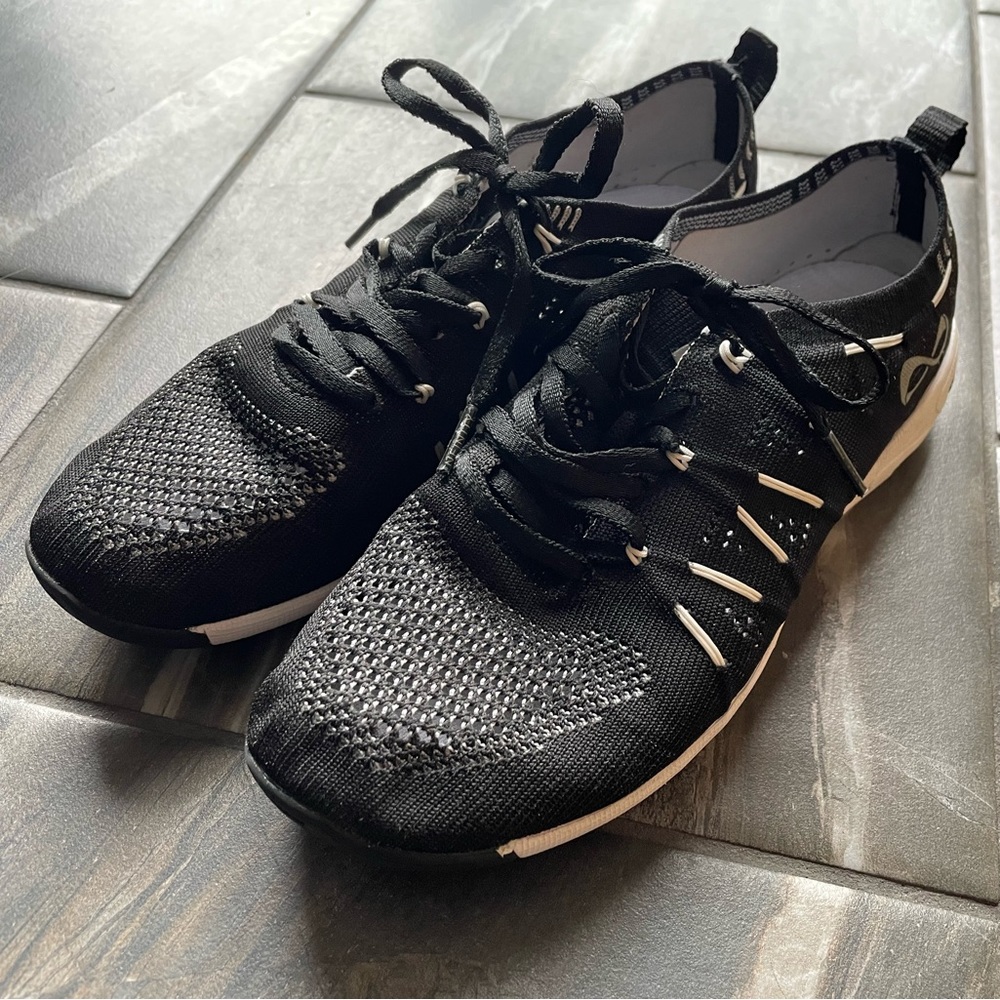 Nfinity- Flyte Night Cheer Stunt Shoe Sneaker